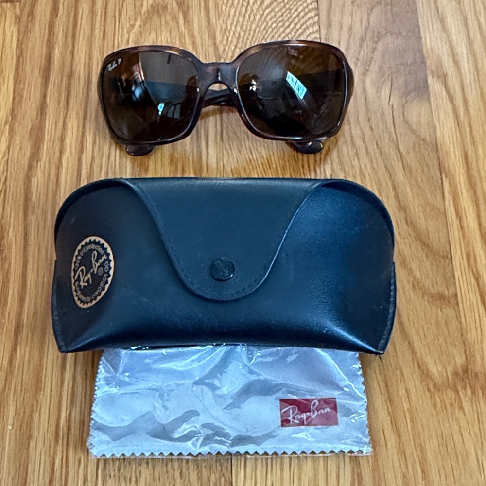Ray Ban Polarized RB4068 Polished Havana